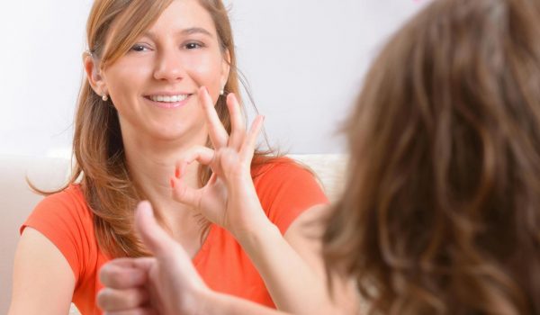 Osoby głuche i niedosłyszące - pomoc w rozliczaniu PIT