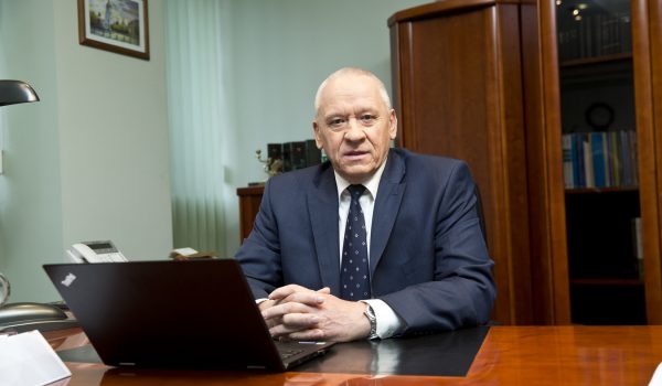 Prezes Jerzy Koniecki, w wywiadzie dla "Rzeczpospolitej" - Zawód księgowego jest międzybranżowy...