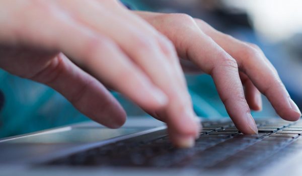 Ostrzegamy przed fałszywymi e-mailami nt. rozliczenia podatku